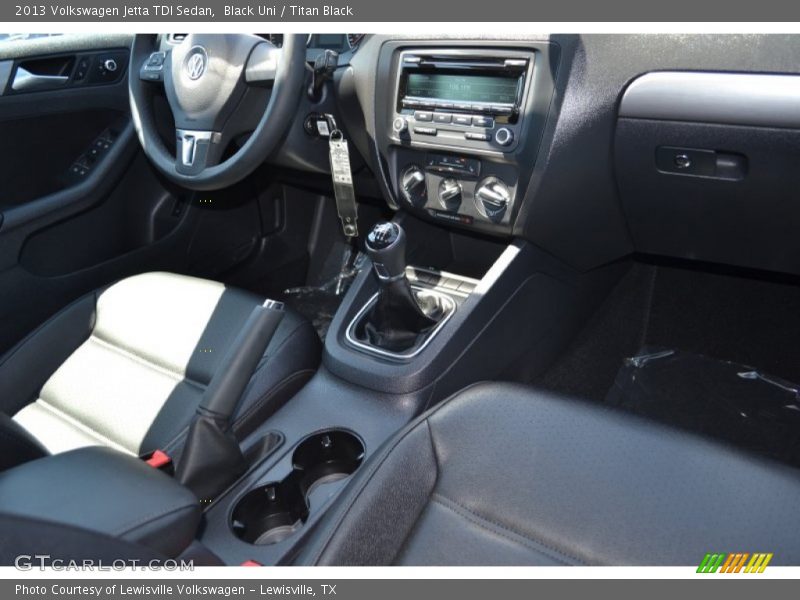 Black Uni / Titan Black 2013 Volkswagen Jetta TDI Sedan