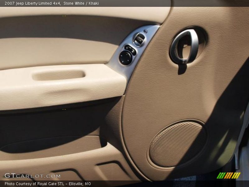 Stone White / Khaki 2007 Jeep Liberty Limited 4x4