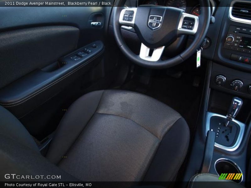 Blackberry Pearl / Black 2011 Dodge Avenger Mainstreet