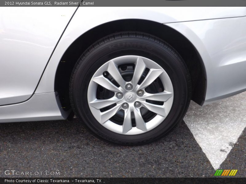 Radiant Silver / Camel 2012 Hyundai Sonata GLS