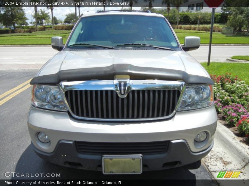 Silver Birch Metallic / Dove Grey 2004 Lincoln Navigator Luxury 4x4