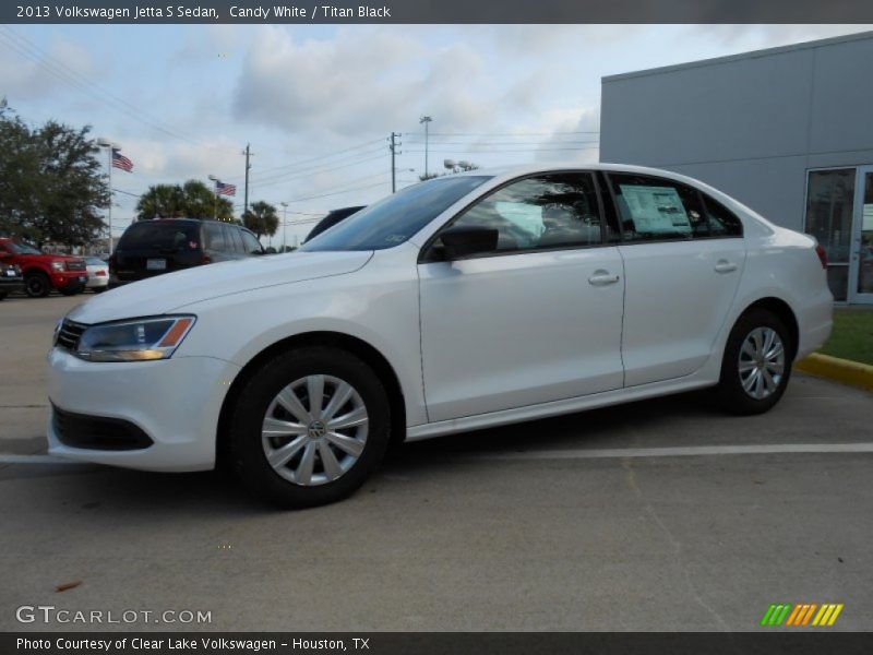 Candy White / Titan Black 2013 Volkswagen Jetta S Sedan
