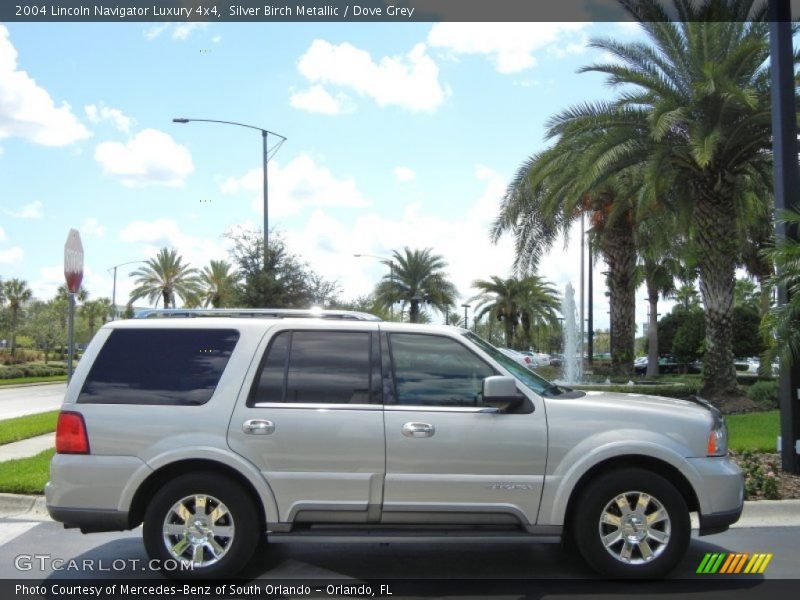 Silver Birch Metallic / Dove Grey 2004 Lincoln Navigator Luxury 4x4