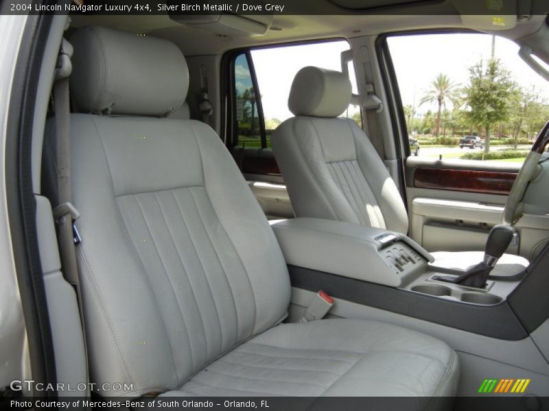 Silver Birch Metallic / Dove Grey 2004 Lincoln Navigator Luxury 4x4