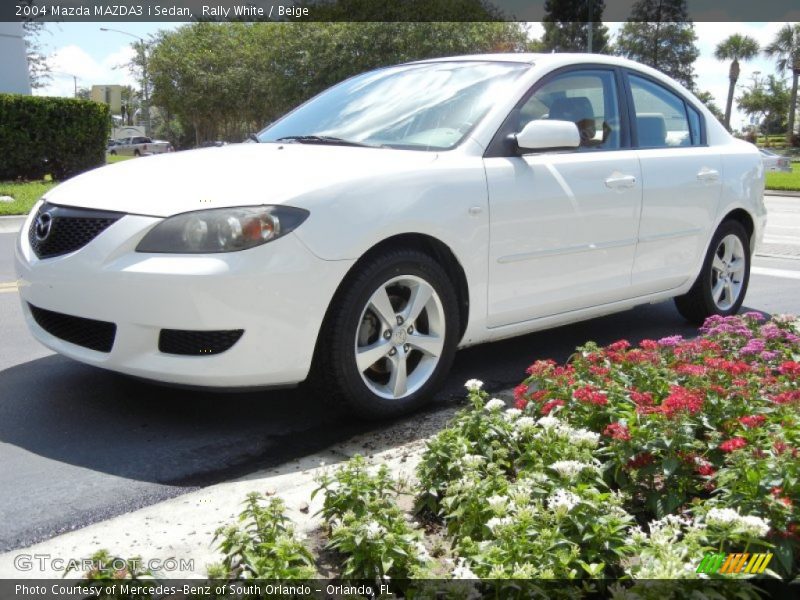 Rally White / Beige 2004 Mazda MAZDA3 i Sedan