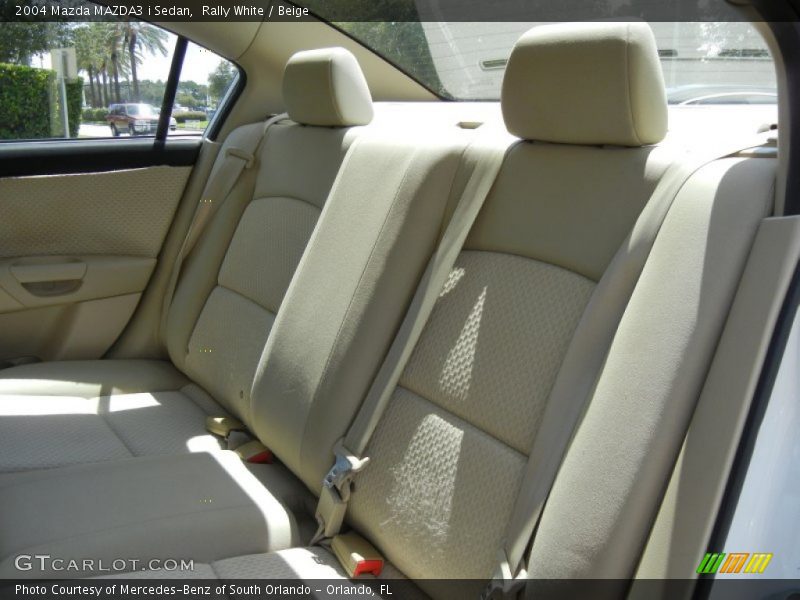 Rally White / Beige 2004 Mazda MAZDA3 i Sedan