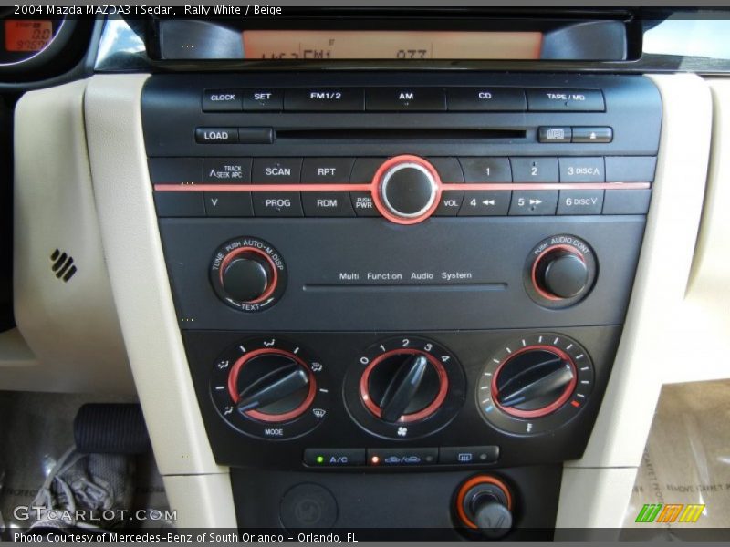 Rally White / Beige 2004 Mazda MAZDA3 i Sedan
