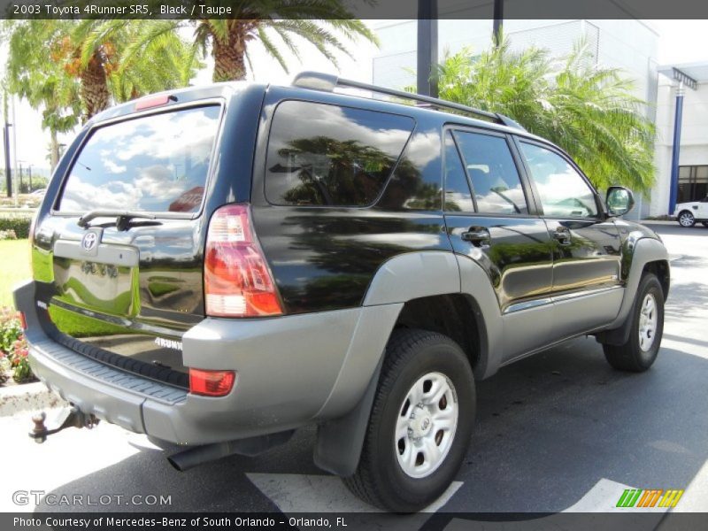 Black / Taupe 2003 Toyota 4Runner SR5