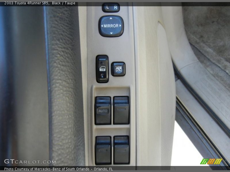 Black / Taupe 2003 Toyota 4Runner SR5