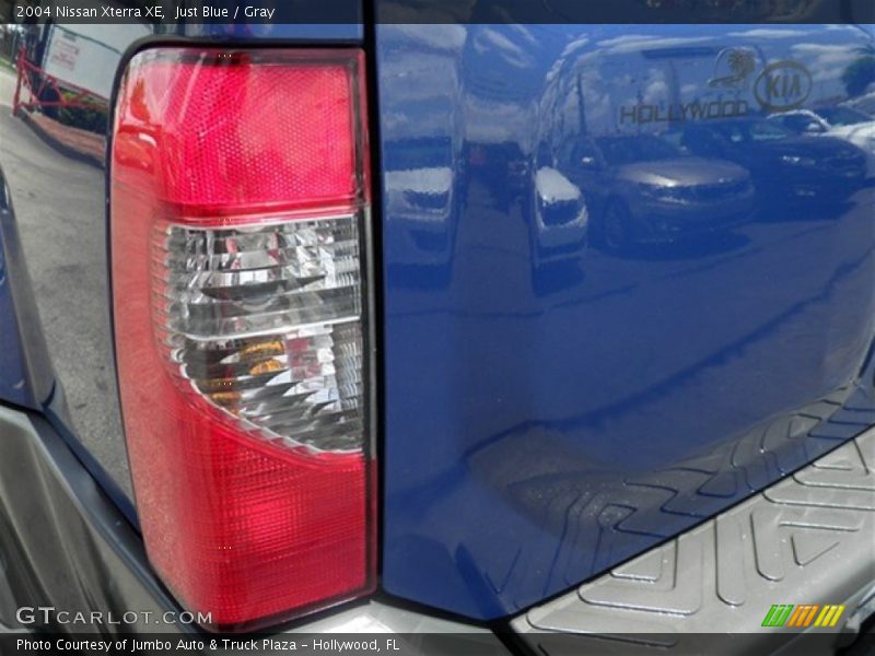 Just Blue / Gray 2004 Nissan Xterra XE