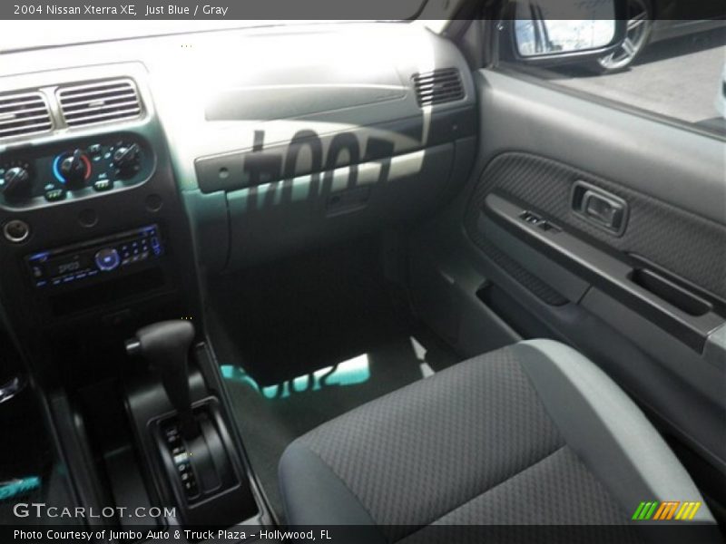 Just Blue / Gray 2004 Nissan Xterra XE