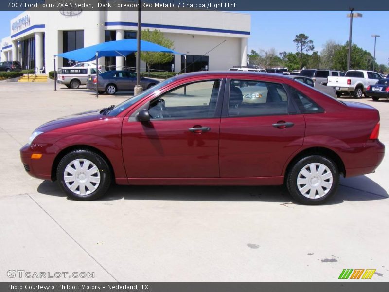 Dark Toreador Red Metallic / Charcoal/Light Flint 2007 Ford Focus ZX4 S Sedan