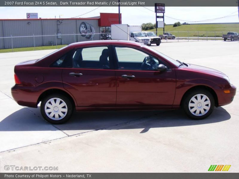 Dark Toreador Red Metallic / Charcoal/Light Flint 2007 Ford Focus ZX4 S Sedan