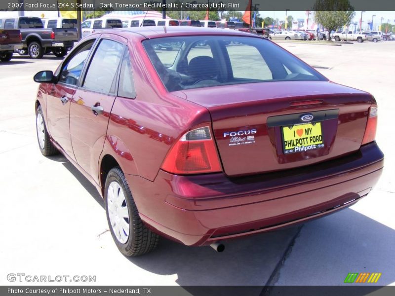 Dark Toreador Red Metallic / Charcoal/Light Flint 2007 Ford Focus ZX4 S Sedan