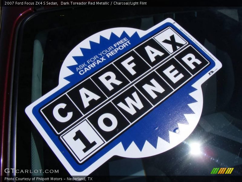 Dark Toreador Red Metallic / Charcoal/Light Flint 2007 Ford Focus ZX4 S Sedan