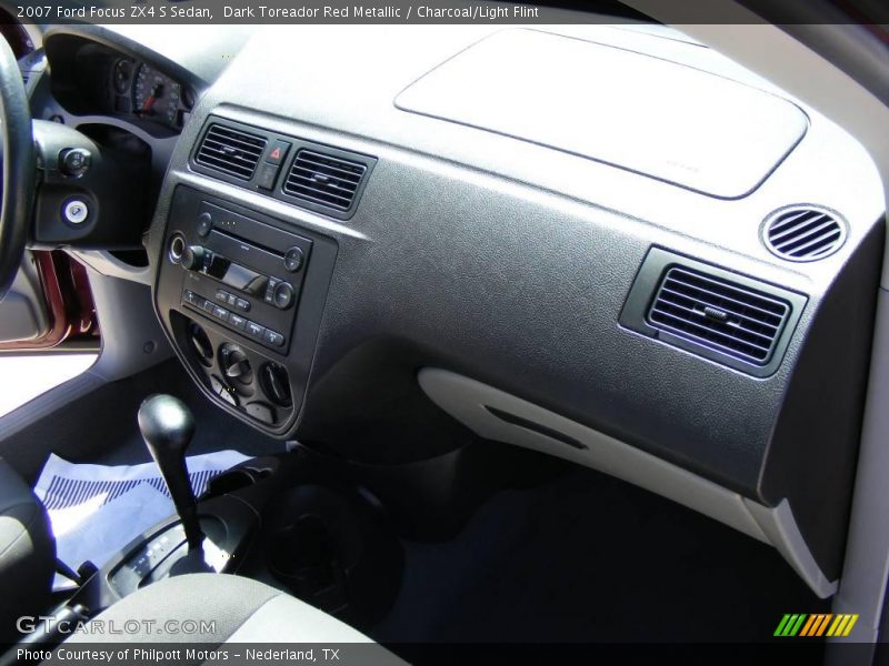 Dark Toreador Red Metallic / Charcoal/Light Flint 2007 Ford Focus ZX4 S Sedan