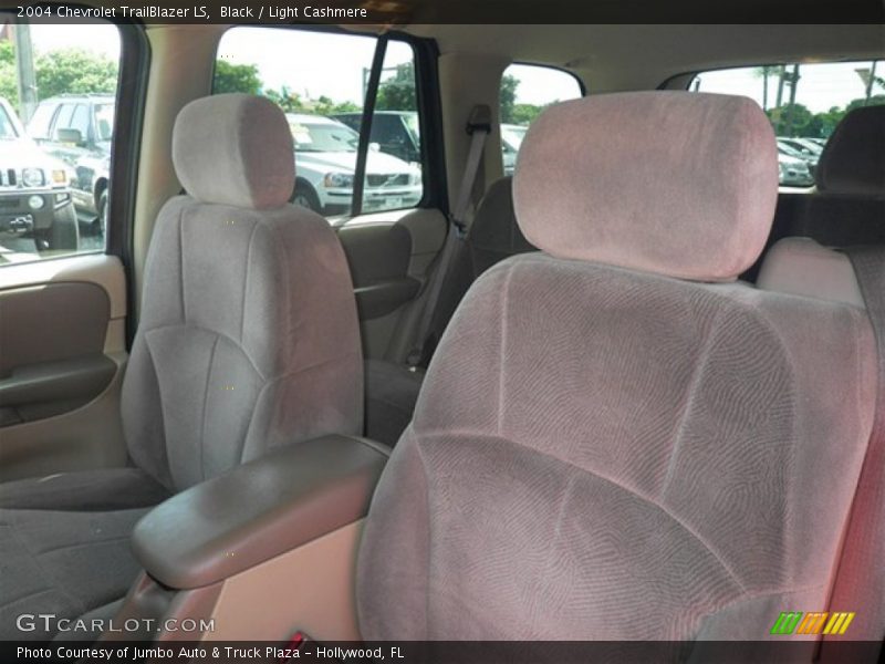 Black / Light Cashmere 2004 Chevrolet TrailBlazer LS