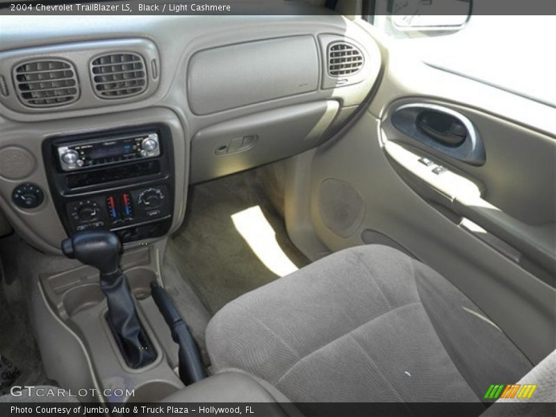Black / Light Cashmere 2004 Chevrolet TrailBlazer LS
