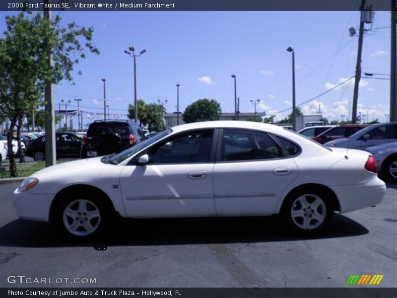 Vibrant White / Medium Parchment 2000 Ford Taurus SE