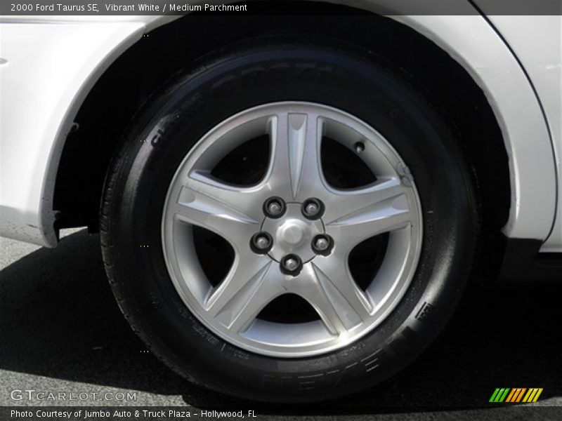Vibrant White / Medium Parchment 2000 Ford Taurus SE