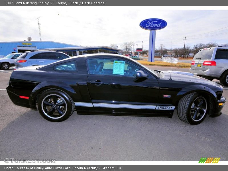 Black / Dark Charcoal 2007 Ford Mustang Shelby GT Coupe