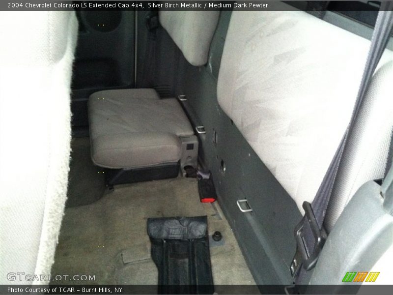 Silver Birch Metallic / Medium Dark Pewter 2004 Chevrolet Colorado LS Extended Cab 4x4