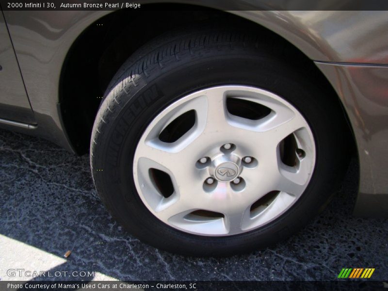 Autumn Bronze Pearl / Beige 2000 Infiniti I 30