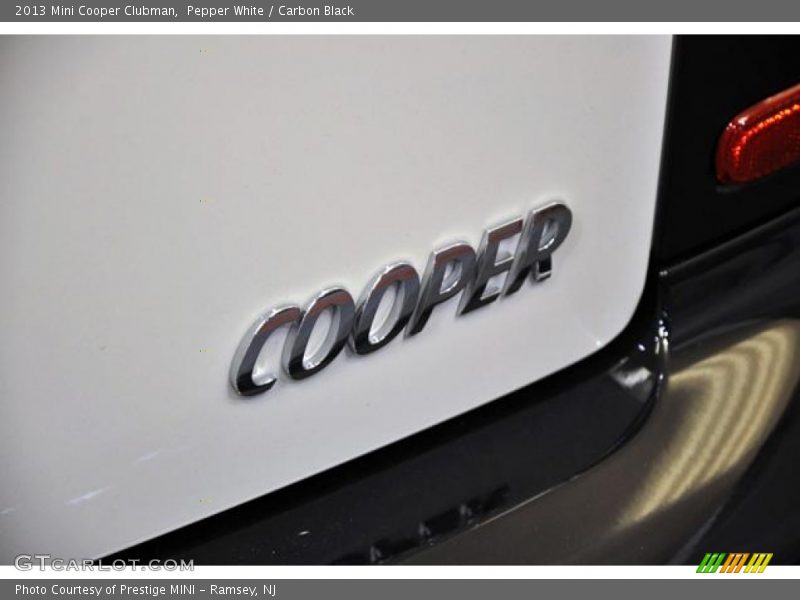 Pepper White / Carbon Black 2013 Mini Cooper Clubman