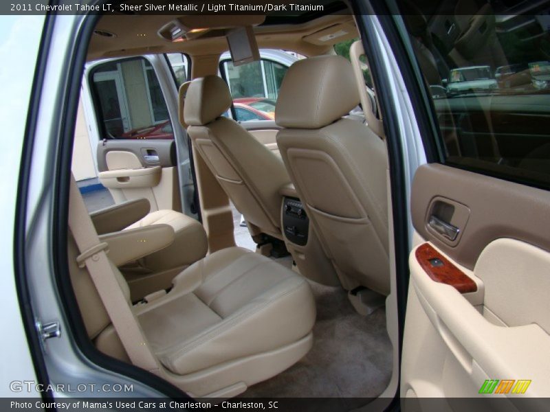Sheer Silver Metallic / Light Titanium/Dark Titanium 2011 Chevrolet Tahoe LT