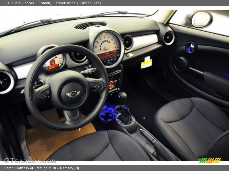 Pepper White / Carbon Black 2013 Mini Cooper Clubman