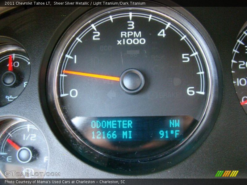 Sheer Silver Metallic / Light Titanium/Dark Titanium 2011 Chevrolet Tahoe LT