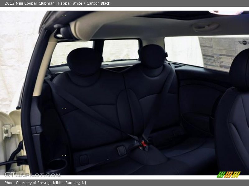 Pepper White / Carbon Black 2013 Mini Cooper Clubman