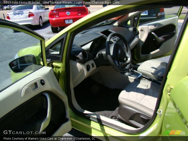 Lime Squeeze Metallic / Light Stone/Charcoal Black Cloth 2011 Ford Fiesta SE Sedan