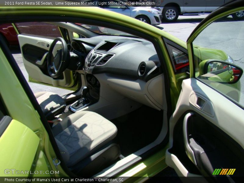 Lime Squeeze Metallic / Light Stone/Charcoal Black Cloth 2011 Ford Fiesta SE Sedan