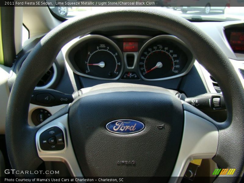 Lime Squeeze Metallic / Light Stone/Charcoal Black Cloth 2011 Ford Fiesta SE Sedan