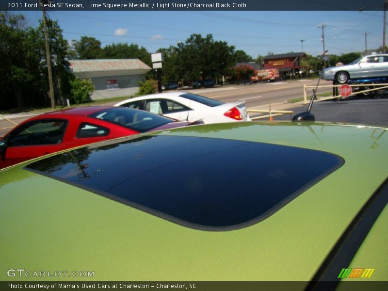 Lime Squeeze Metallic / Light Stone/Charcoal Black Cloth 2011 Ford Fiesta SE Sedan
