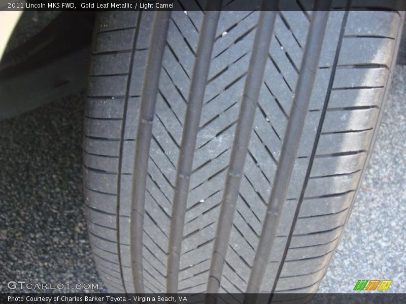 Gold Leaf Metallic / Light Camel 2011 Lincoln MKS FWD