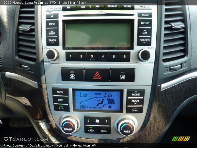 Bright Silver / Black 2009 Hyundai Santa Fe Limited 4WD