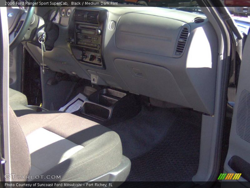 Black / Medium Dark Flint 2006 Ford Ranger Sport SuperCab