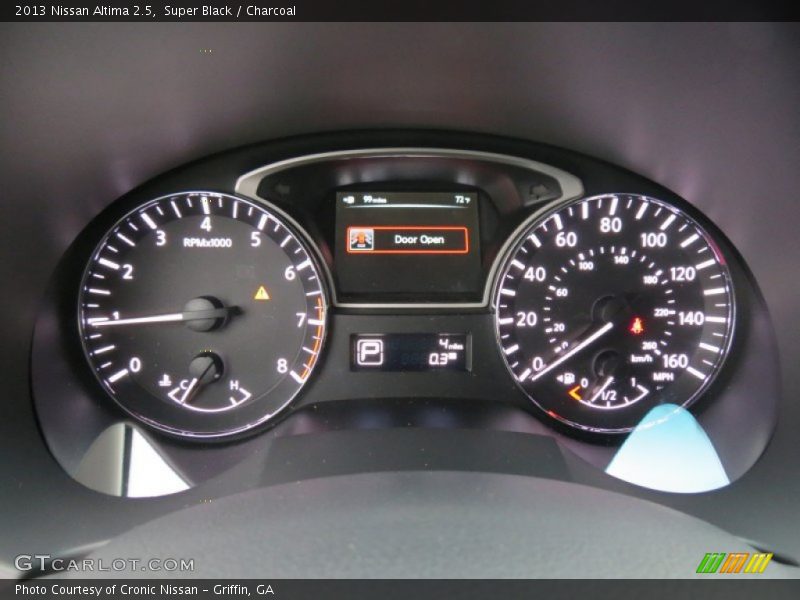 Super Black / Charcoal 2013 Nissan Altima 2.5