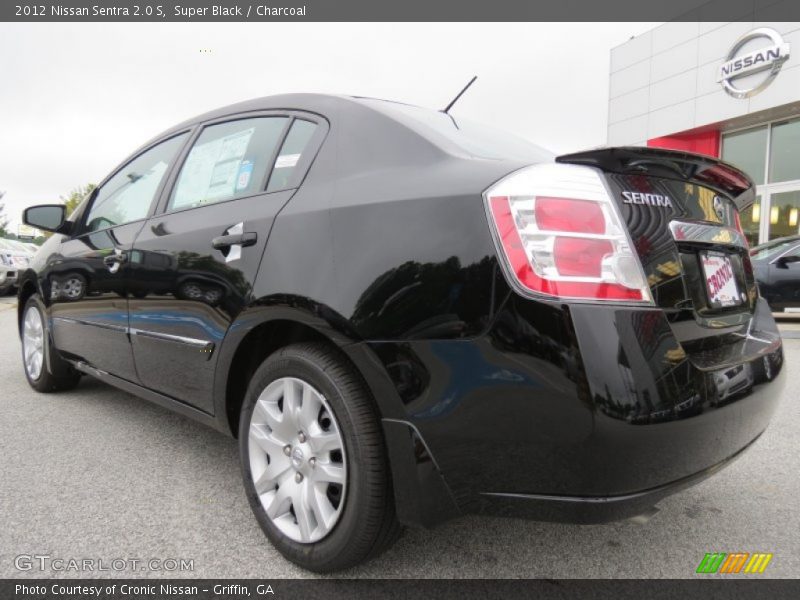 Super Black / Charcoal 2012 Nissan Sentra 2.0 S