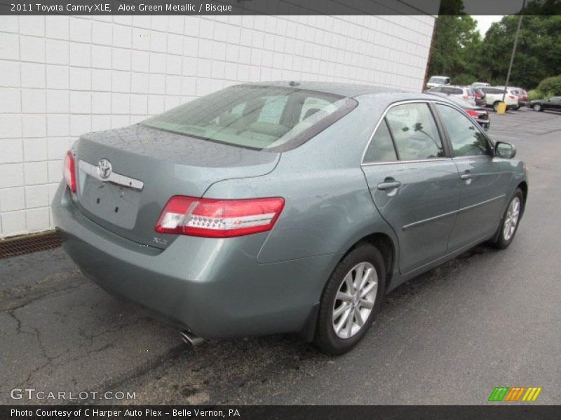 Aloe Green Metallic / Bisque 2011 Toyota Camry XLE
