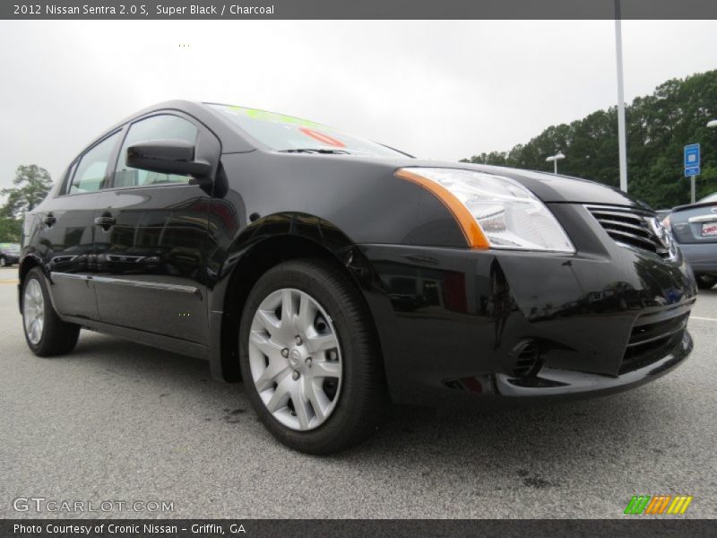Super Black / Charcoal 2012 Nissan Sentra 2.0 S