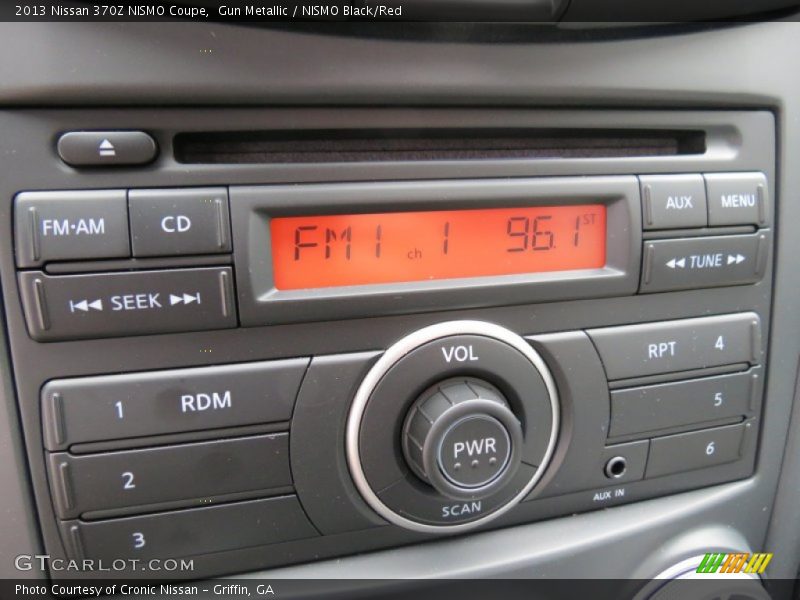 Audio System of 2013 370Z NISMO Coupe