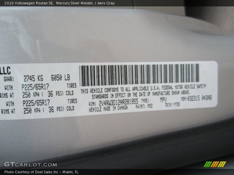 Mercury Silver Metallic / Aero Gray 2010 Volkswagen Routan SE