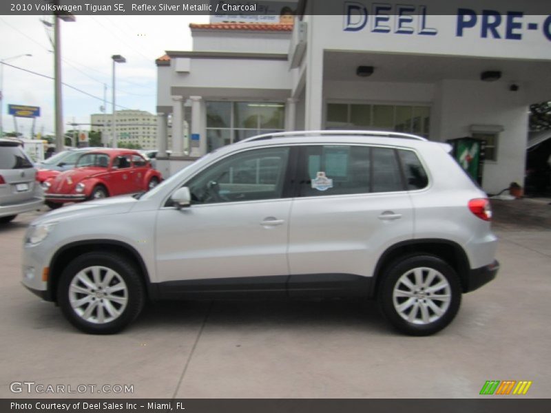 Reflex Silver Metallic / Charcoal 2010 Volkswagen Tiguan SE