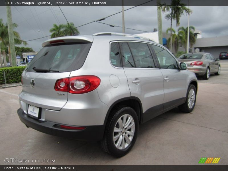 Reflex Silver Metallic / Charcoal 2010 Volkswagen Tiguan SE