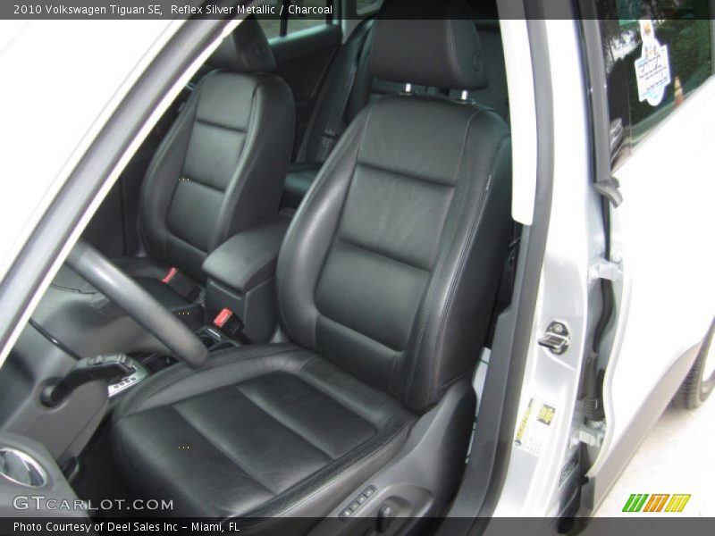 Reflex Silver Metallic / Charcoal 2010 Volkswagen Tiguan SE