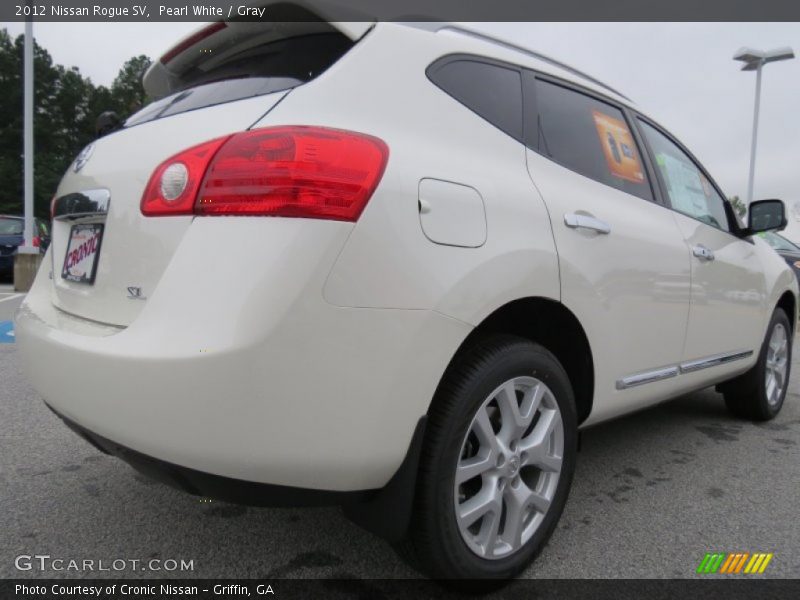 Pearl White / Gray 2012 Nissan Rogue SV