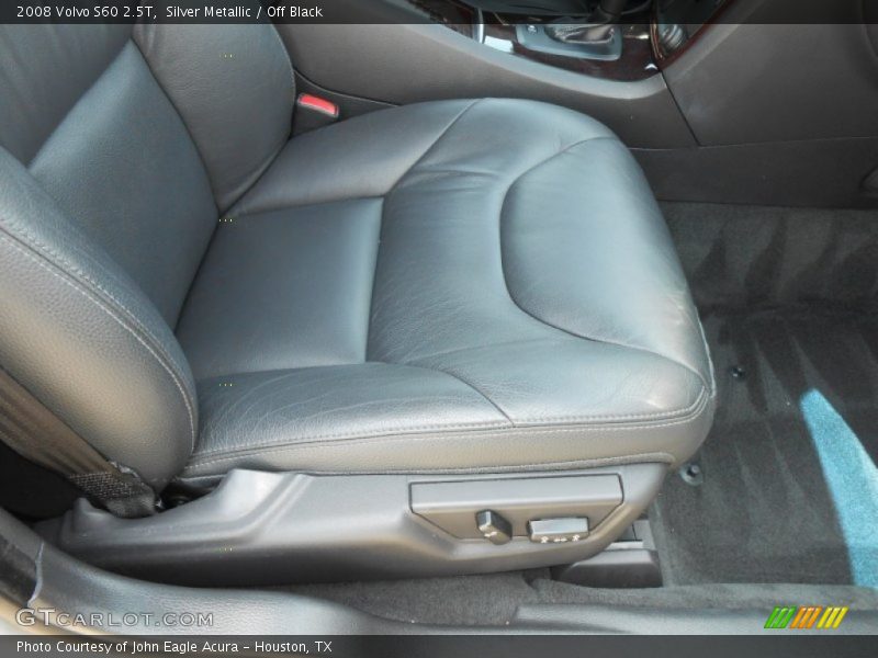 Silver Metallic / Off Black 2008 Volvo S60 2.5T